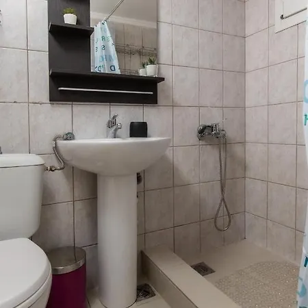 F & B Collection - For 5 Apartament *